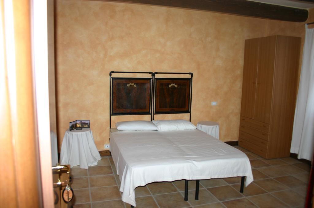 Agriturismo Monastero Di San Biagio Nocera Umbra Pokój zdjęcie